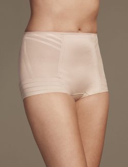 Yüksek Sıkılıkta Magicwear™ Low Leg Külot