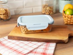 Madame Coco Modena Dikdörtgen Kapaklı Borosilikat Cam Saklama Kabı – 650ML – Soft Mavi