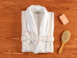 Madame Coco Carlotta Şalyaka Kadın Bornoz – Açık Mürdüm