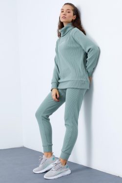 Yeşil Balıkçı Yaka Standart Kalıp Manşetli Selanik Kadın Eşofman Takımı – 95274
