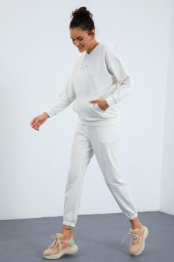 Ekru Kapüşonlu Kanguru Cep Oversize Lastik Paça Kadın Eşofman Takımı – 95288