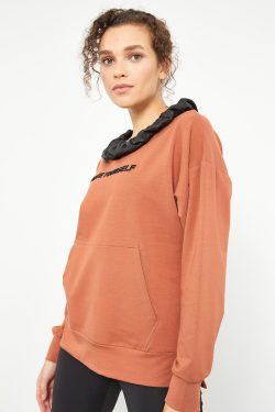 Tarçın Kadın Büzgülü Deri Detaylı Kanguru Cep Kadın Oversize Sweatshirt – 97161