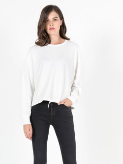 Comfort Fit Bisiklet Yaka Kadın Beyaz Tshirt U.Kol