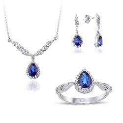 4.30 Karat Pırlantalı Safir Set