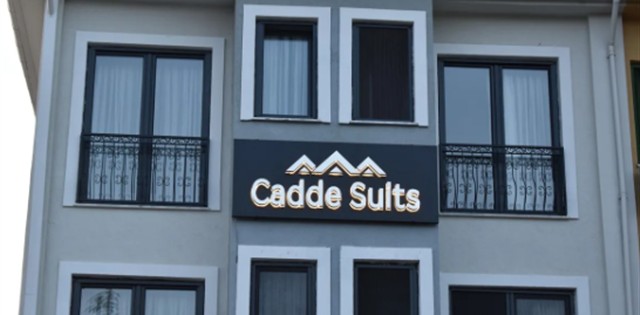 Cadde Suits
