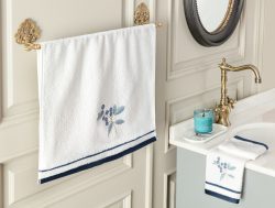 Madame Coco Beline Nakışlı Yüz Havlusu