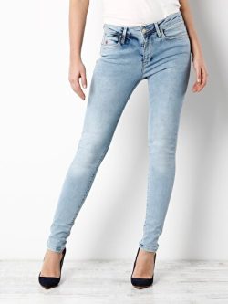 759 Lara Dar Kesim Orta Bel Dar Paça Mavi Jean Pantolon