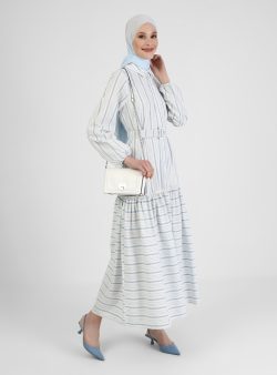 Tesettür Elbise Refka Mavi / Bebe Mavisi / Beyaz