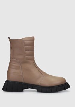 Siyah Deri Kadin Bot