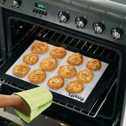 Lekue Şeffaf – Siyah Silikon Pişirme Aparatı – 40X30Cm