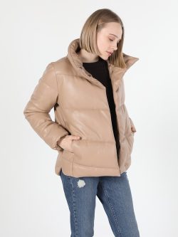 Regular Fit Şişme Cep Detaylı Bej Suni Deri Kadın Mont Pu