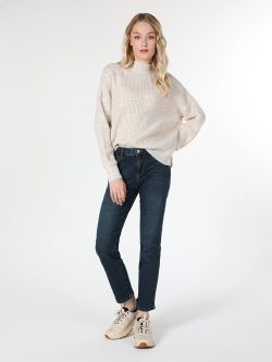 703 Carla Slim Fit Orta Bel Düz Paça Mavi Kadın Jean Pantolon