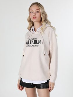 Regular Fit Kapüşonlu Baskılı Ekru Kadın Uzun Kol Tişört